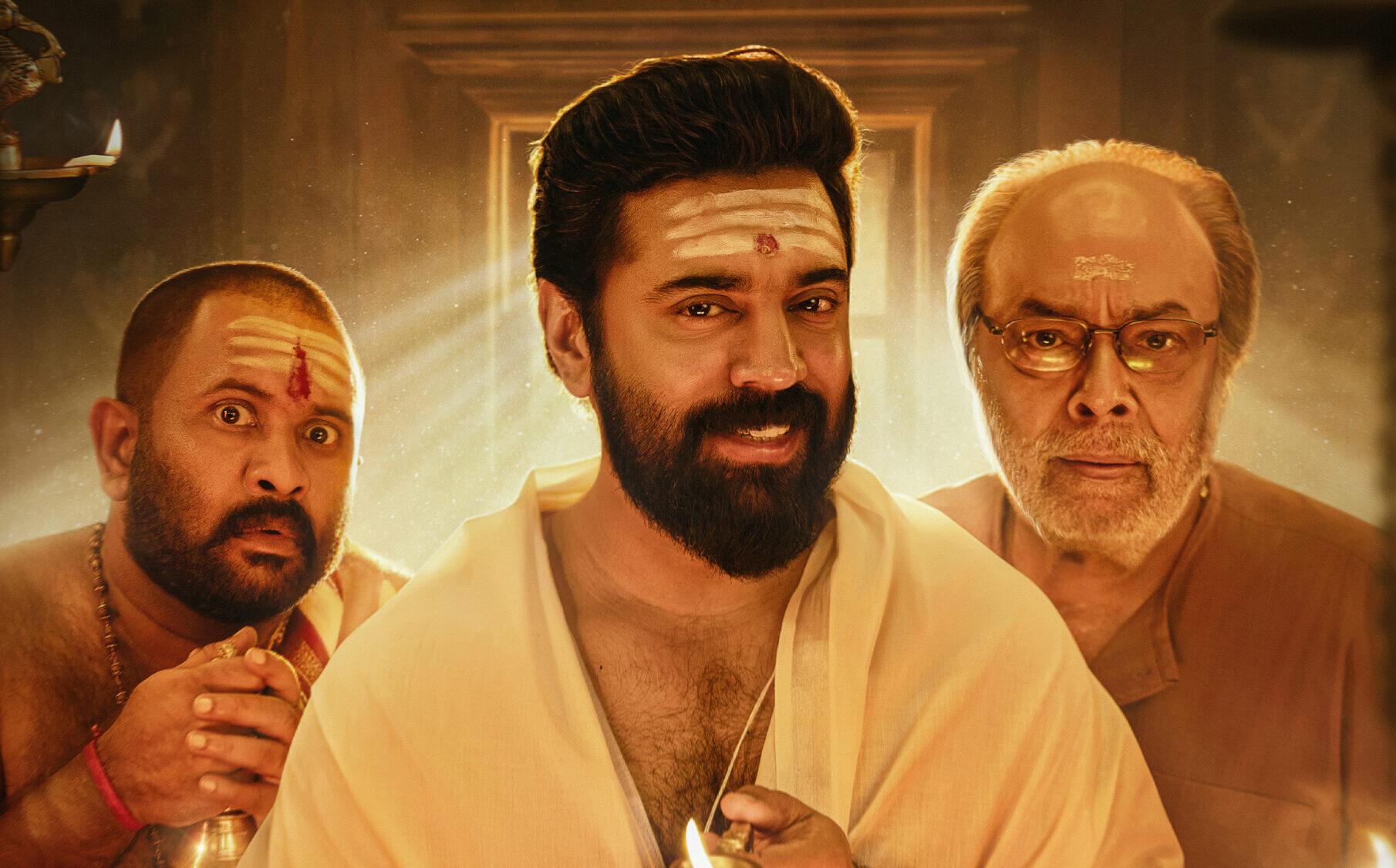 “சர்வம் மாயா” கிறிஸ்துமஸ் வெளியீடு !